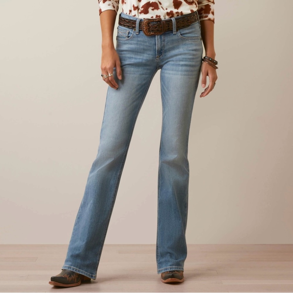 R.E.A.L. Perfect Rise Arrow Fit Penelope Boot Cut Jean Denim Ariat 26 Long